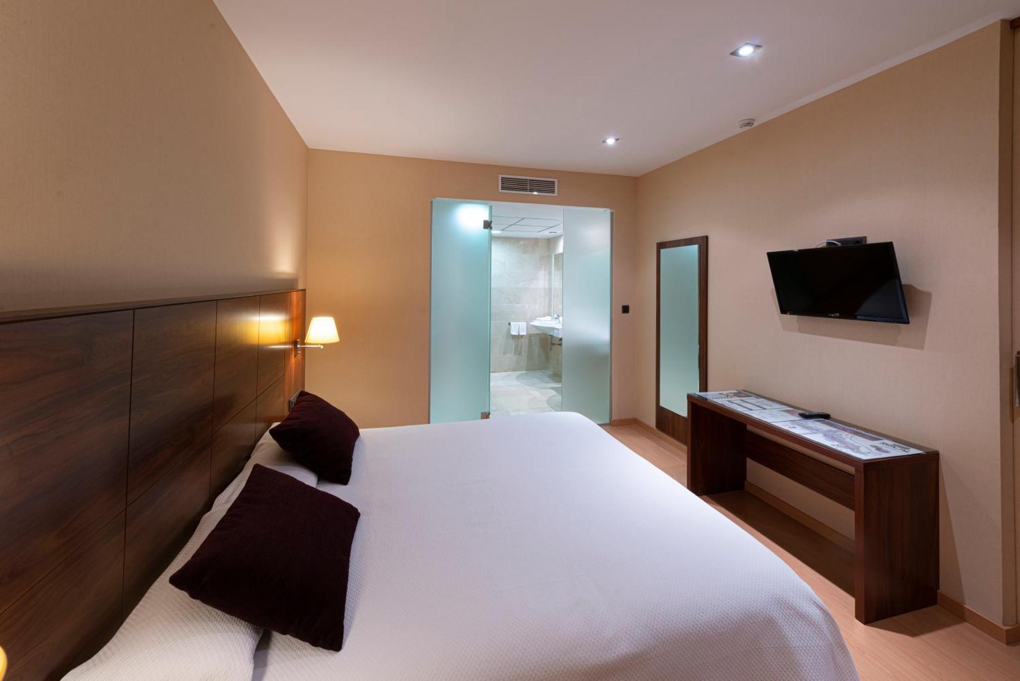 Sercotel Riscal Puerto Lumbreras Bagian luar foto